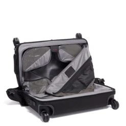 Tumi Alpha Garment 4 Wheel Carry-On Black -Verkoop Reisopslag image 1689