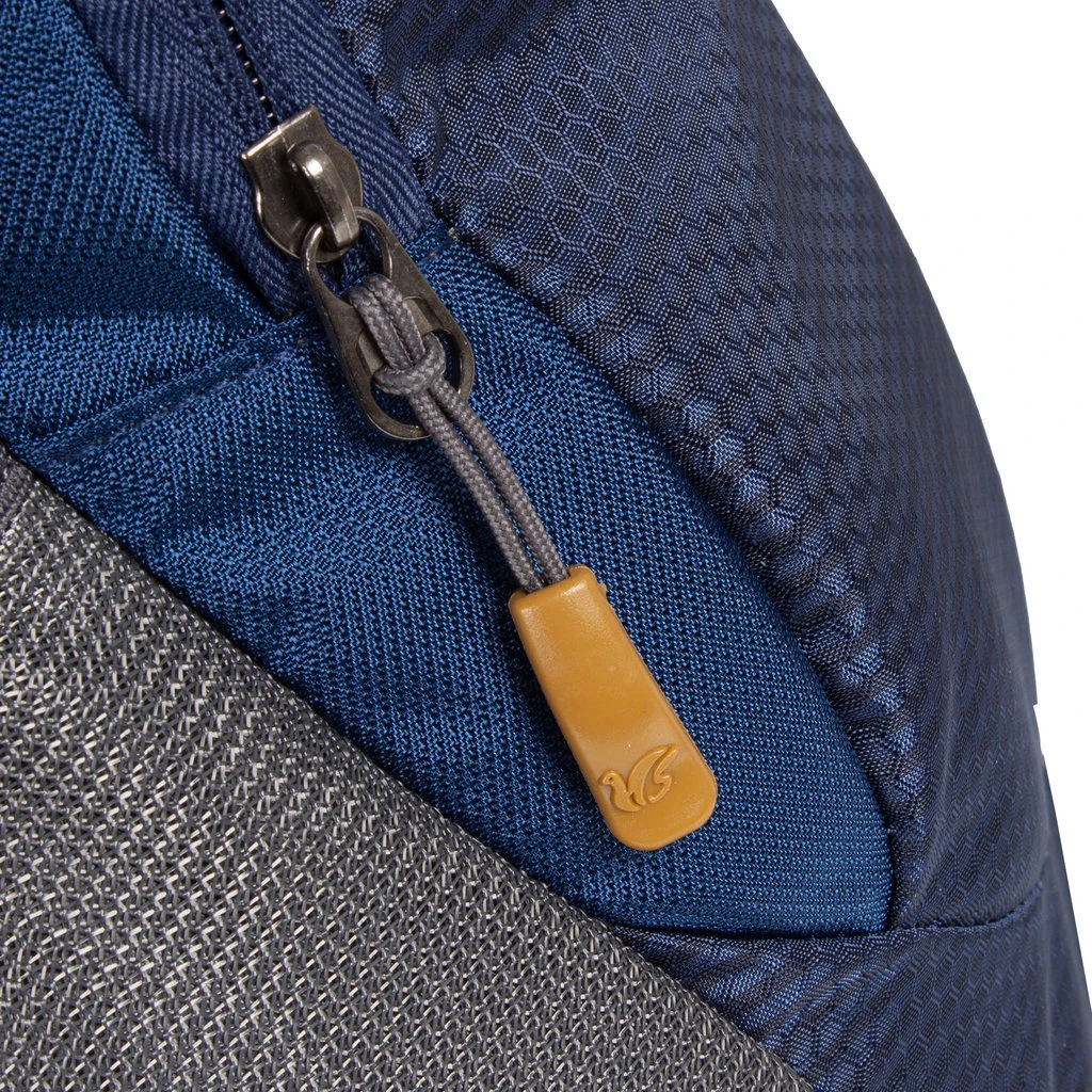 New Rebels ® Kinley - Rugtas - Schooltas - Vrijetijdstas - 28 Liter - Nylon - Navy Blauw 5 New Rebels ® Kinley - Rugtas - Schooltas - Vrijetijdstas - 28 Liter - Nylon - Navy Blauw - Afbeelding 3