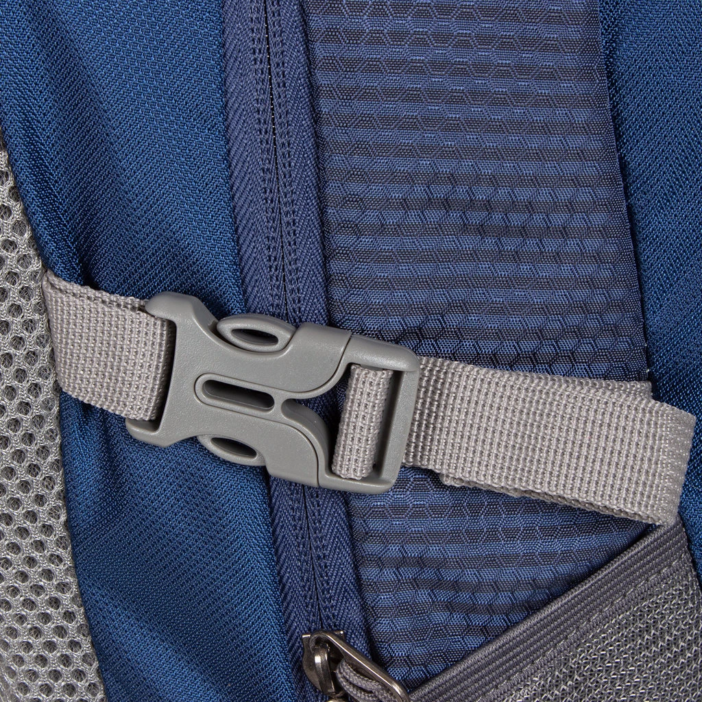 New Rebels ® Kinley - Rugtas - Schooltas - Vrijetijdstas - 28 Liter - Nylon - Navy Blauw 6 New Rebels ® Kinley - Rugtas - Schooltas - Vrijetijdstas - 28 Liter - Nylon - Navy Blauw - Afbeelding 4