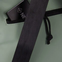 New Rebels Mart Art Los Angeles Amandelbloesem Mini 7L Rugzak Rolltop Waterafstotend -Verkoop Reisopslag new rebels new rebels mart art los angeles amandel 3