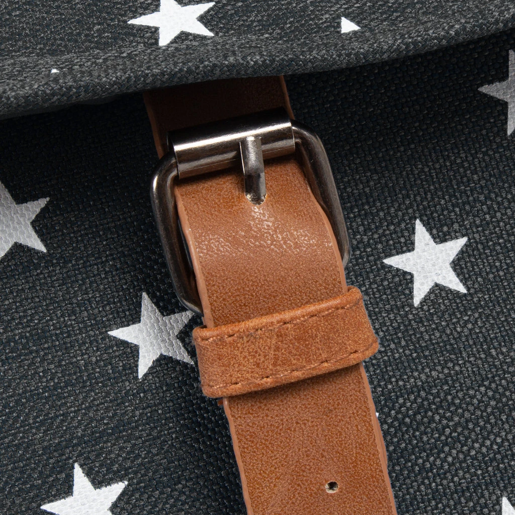 New Rebels ® Star Small Flap Rugtas Zwart 7 New Rebels ® Star Small Flap Rugtas Zwart - Afbeelding 5